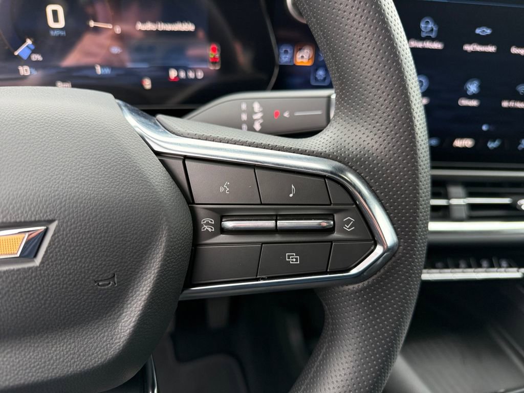 New 2026 Chevrolet Equinox EV LT w/ LPO, Blackout Package image 18