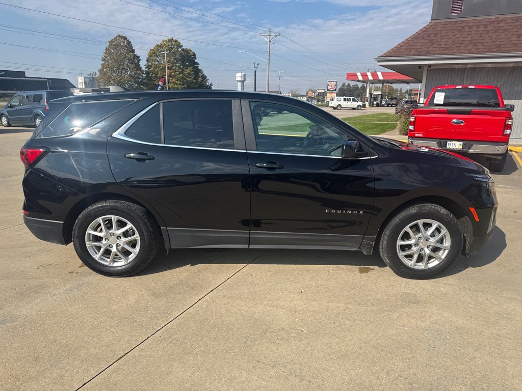 Used 2024 Chevrolet Equinox LT image 6