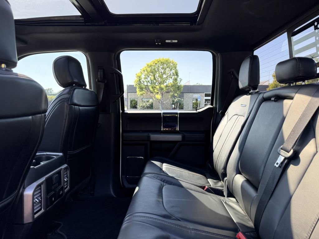 Used 2020 Ford F350 Platinum w/ FX4 Off-Road Package AWD/4WD image 28