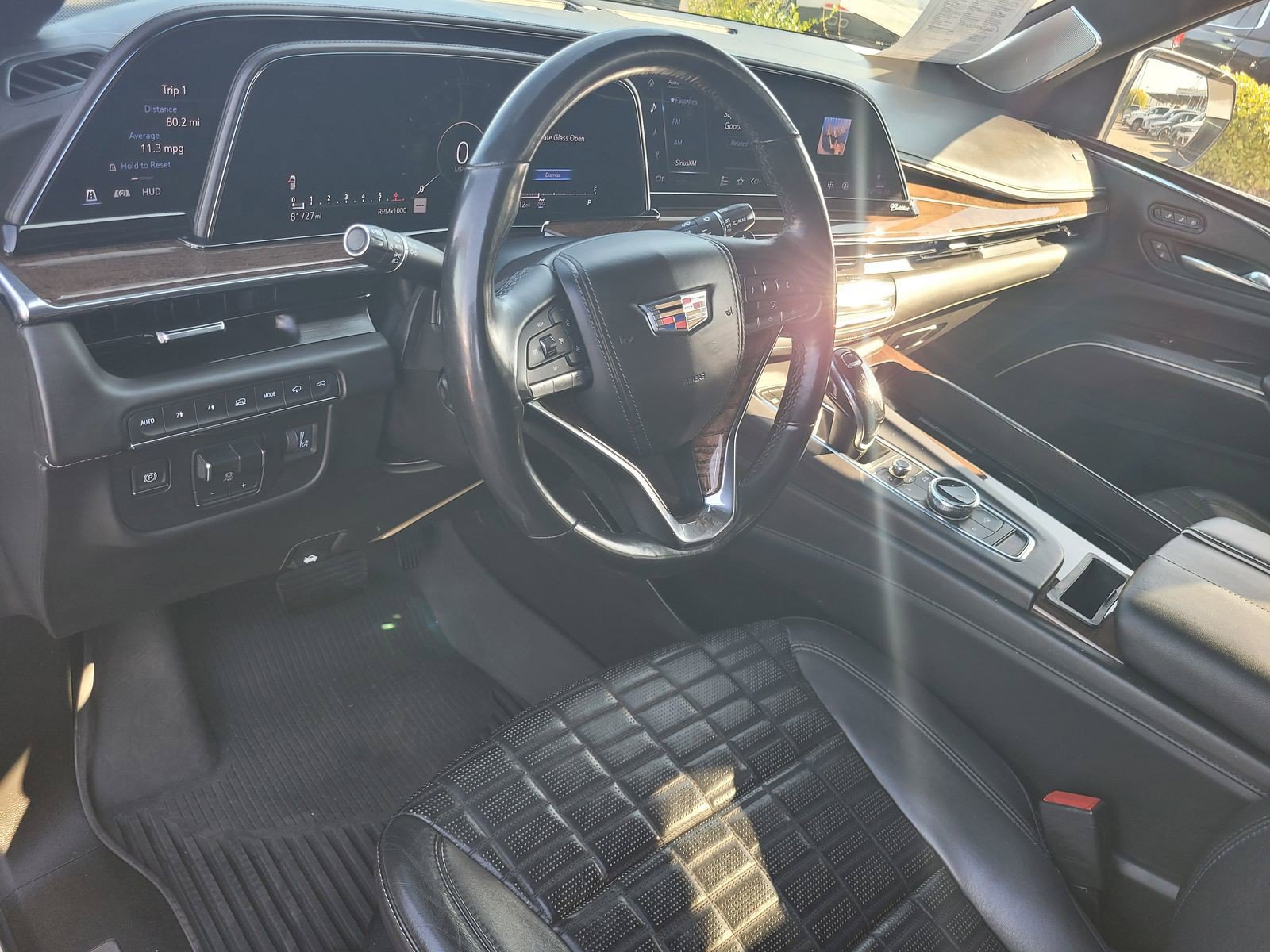 Used 2021 Cadillac Escalade Premium Luxury Platinum AWD/4WD image 8