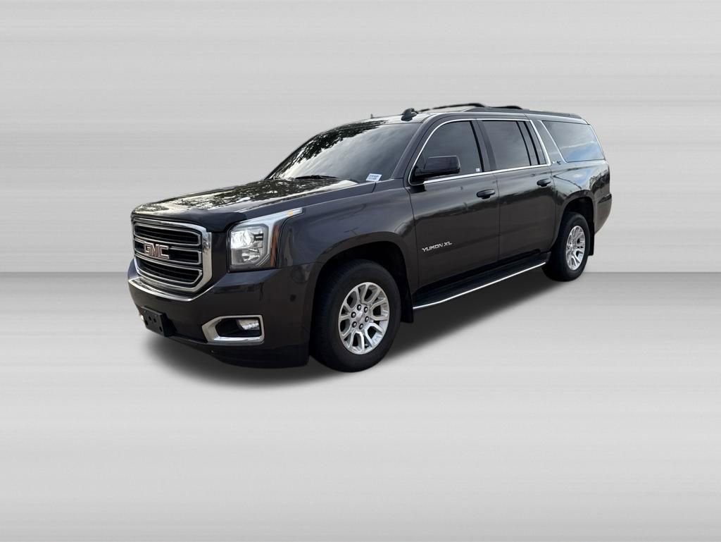 Used 2017 GMC Yukon XL SLT w/ Open Road Package AWD/4WD image 11