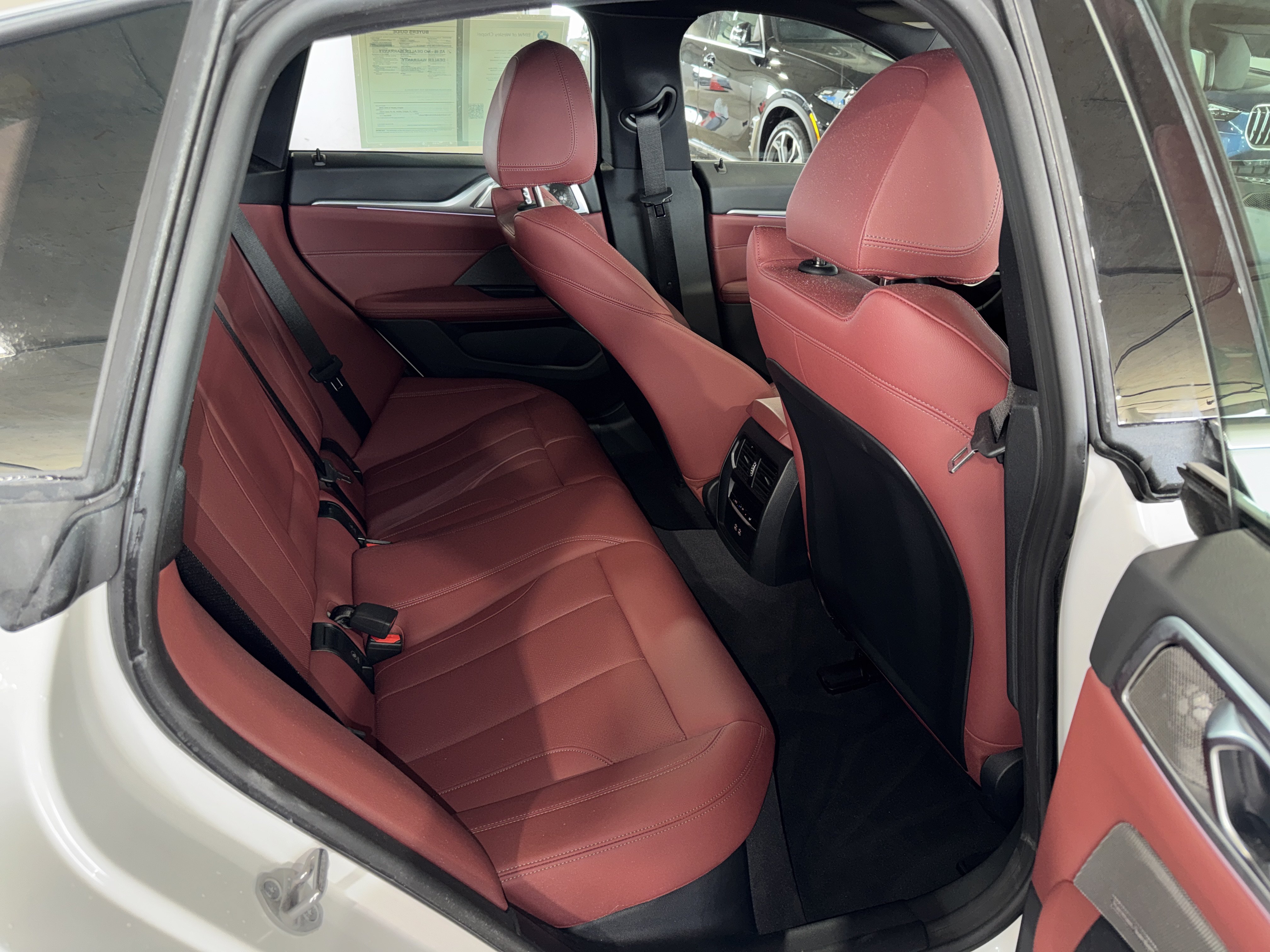 Used 2025 BMW i4 eDrive40 w/ Premium Package RWD image 15