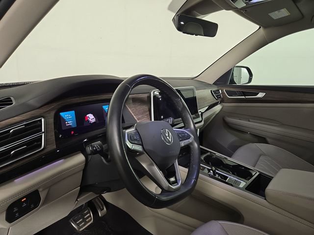 Used 2024 Volkswagen Atlas SEL Premium R-Line image 15