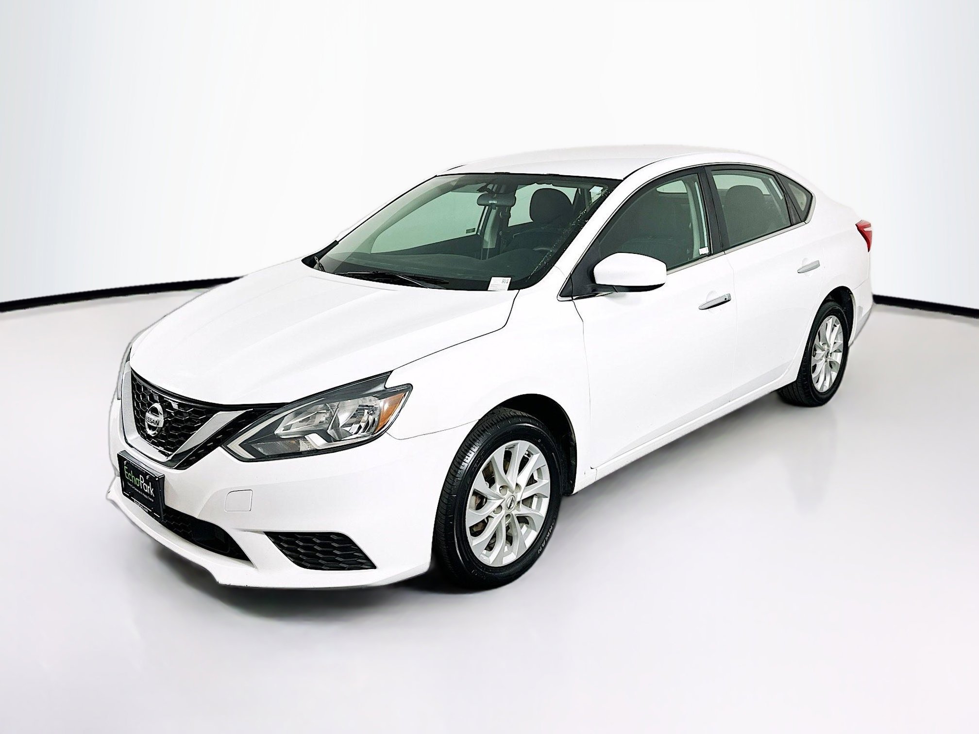 Used 2019 Nissan Sentra SV image 3
