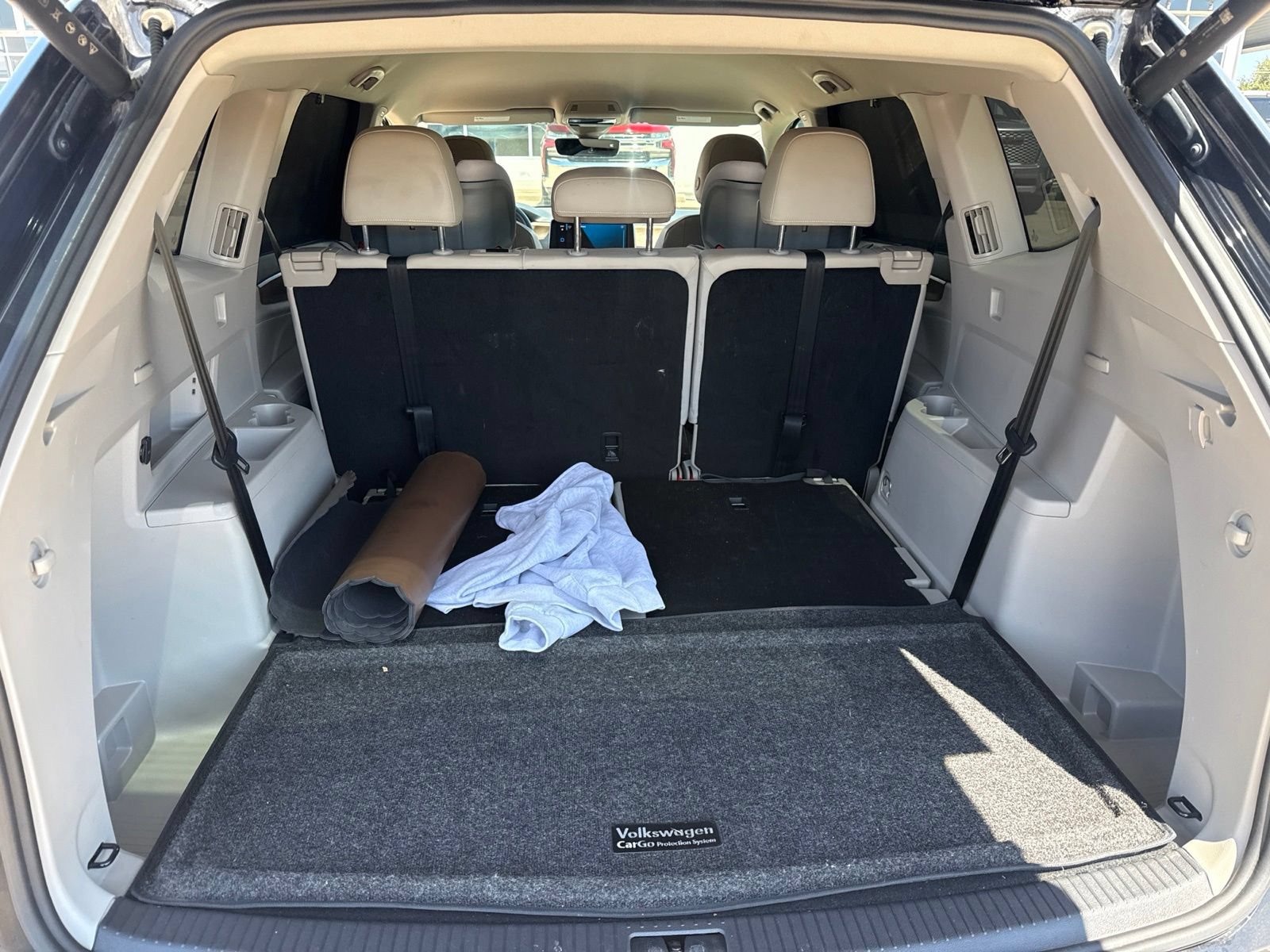 Used 2024 Volkswagen Atlas SE FWD image 9