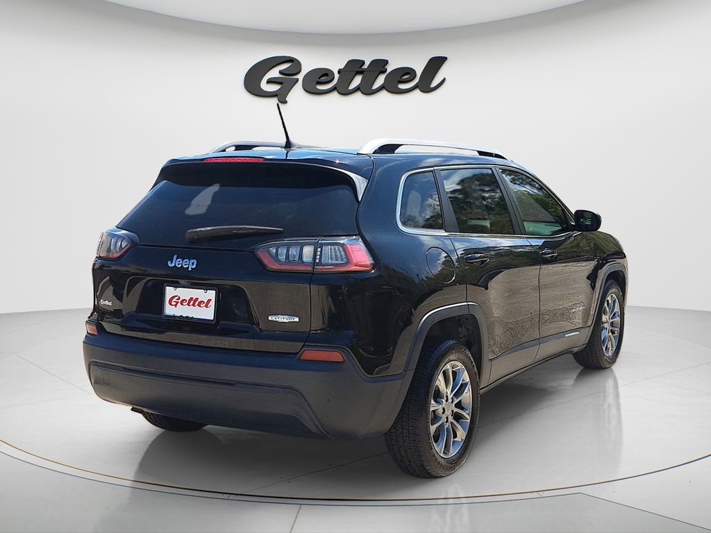 Used 2019 Jeep Cherokee Latitude Plus w/ Comfort/Convenience Group FWD image 4