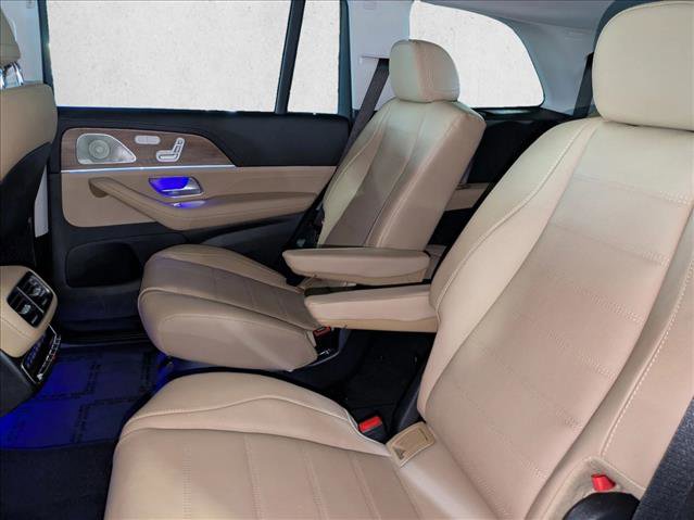 New 2026 Mercedes-Benz GLS 580 4MATIC image 4