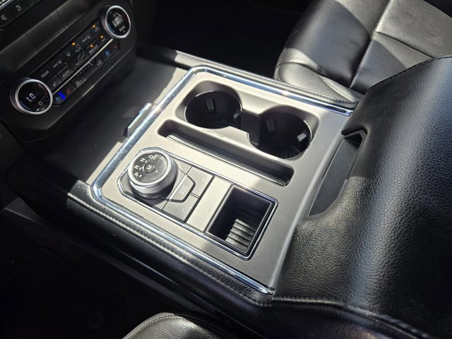 Used 2021 Ford Expedition XLT image 17