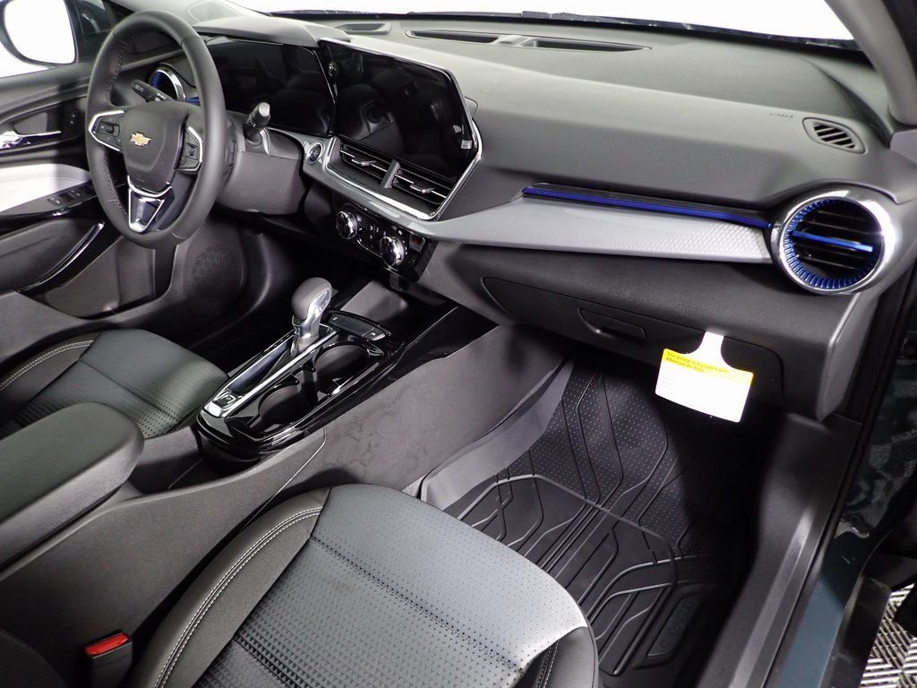 New 2026 Chevrolet Trax LT w/ LT Convenience Package image 29