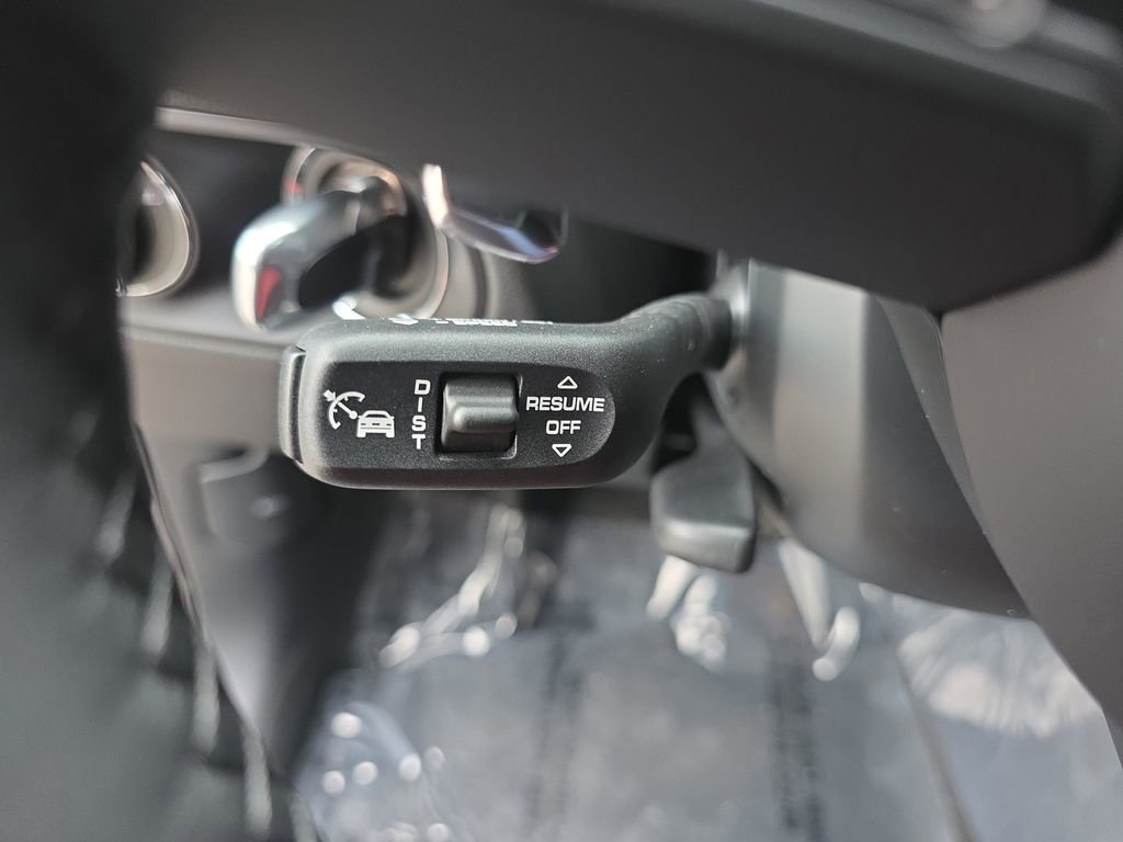 New 2026 Porsche Macan image 36