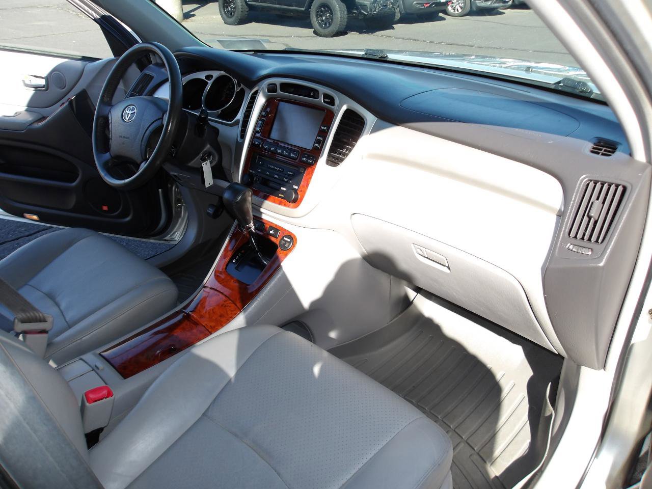 Used 2006 Toyota Highlander Limited AWD/4WD image 13