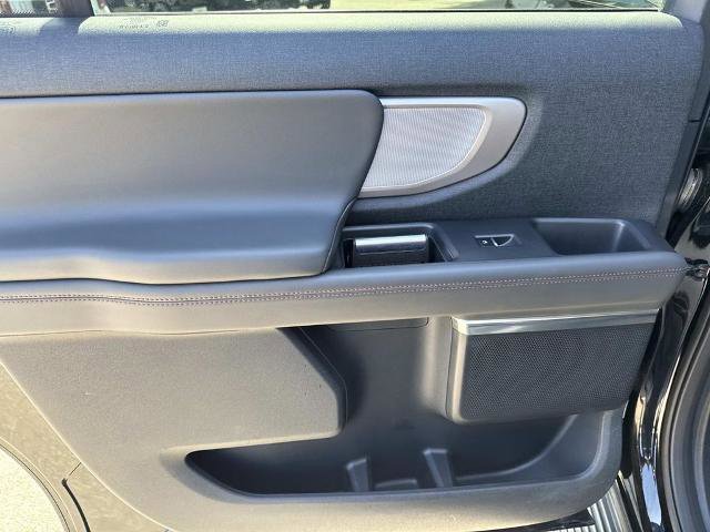 Certified 2025 Ford Expedition Max Active AWD/4WD image 25