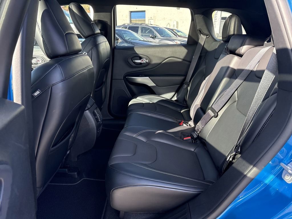 Used 2021 Jeep Cherokee Latitude Lux 80th Anniv w/ Quick Order Package 26U 80TH image 27