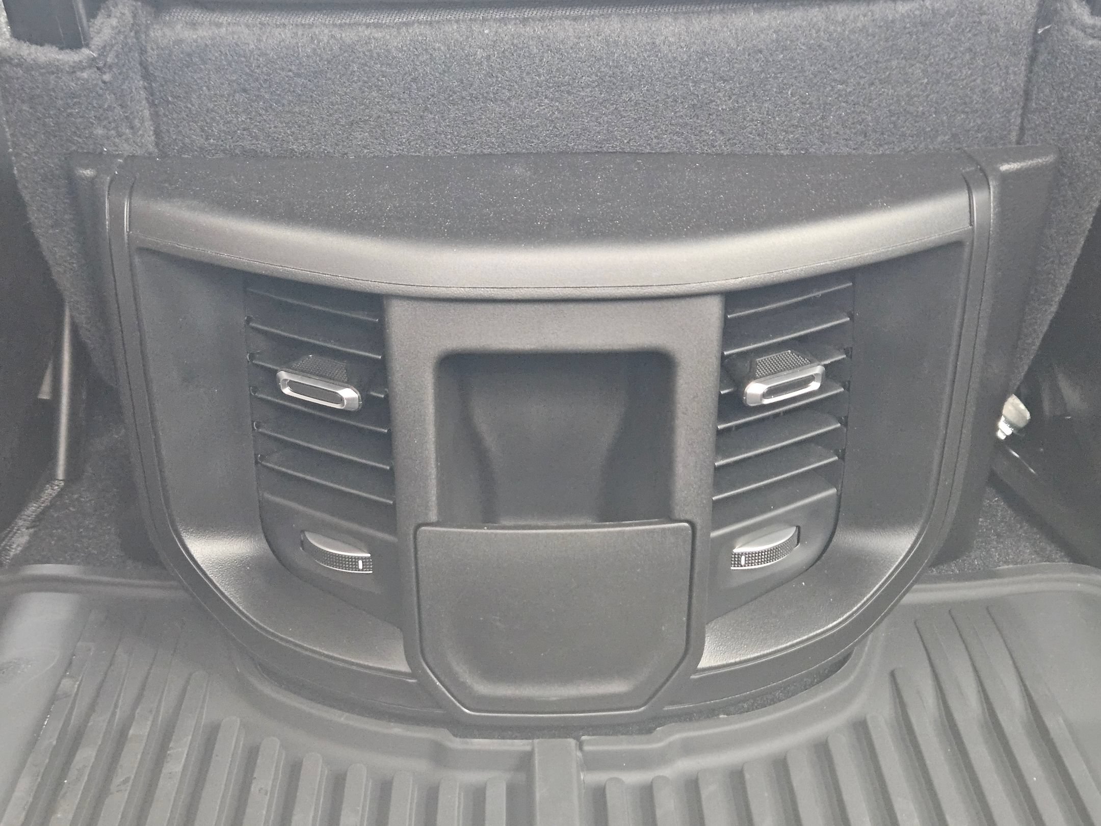 New 2026 RAM 3500 Tradesman AWD/4WD image 23