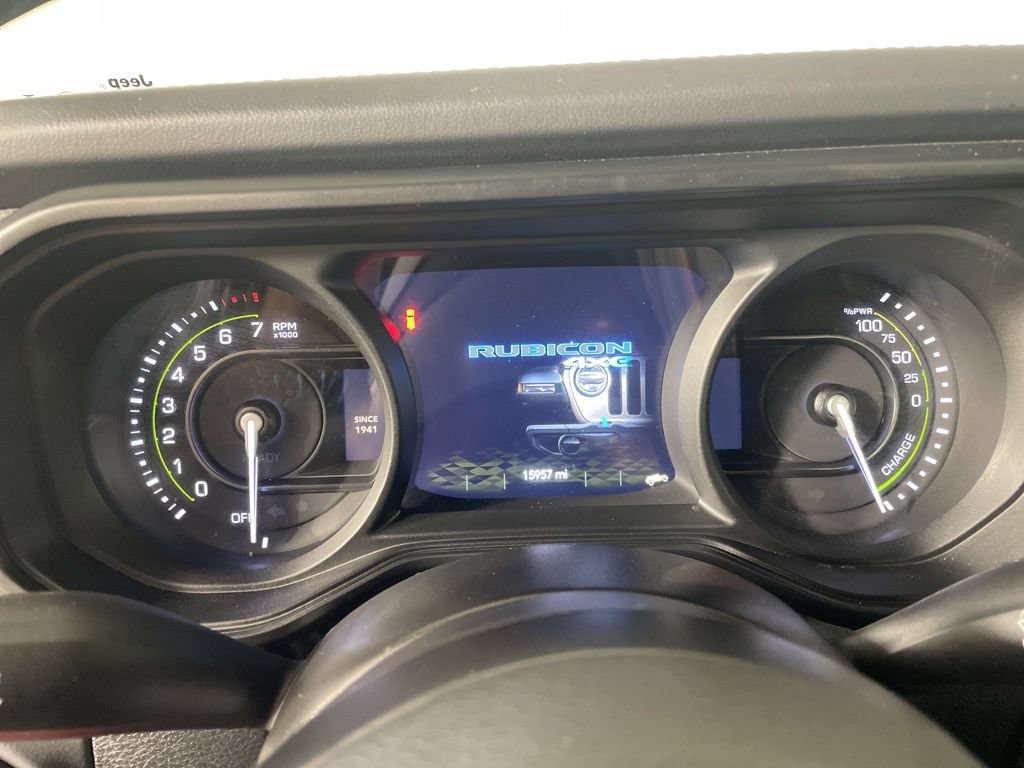 Certified 2025 Jeep Wrangler Unlimited Rubicon 4xe w/ Convenience Group AWD/4WD image 10