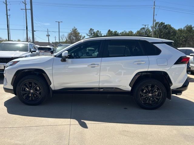 Used 2023 Toyota RAV4 SE w/ Convenience Package image 5