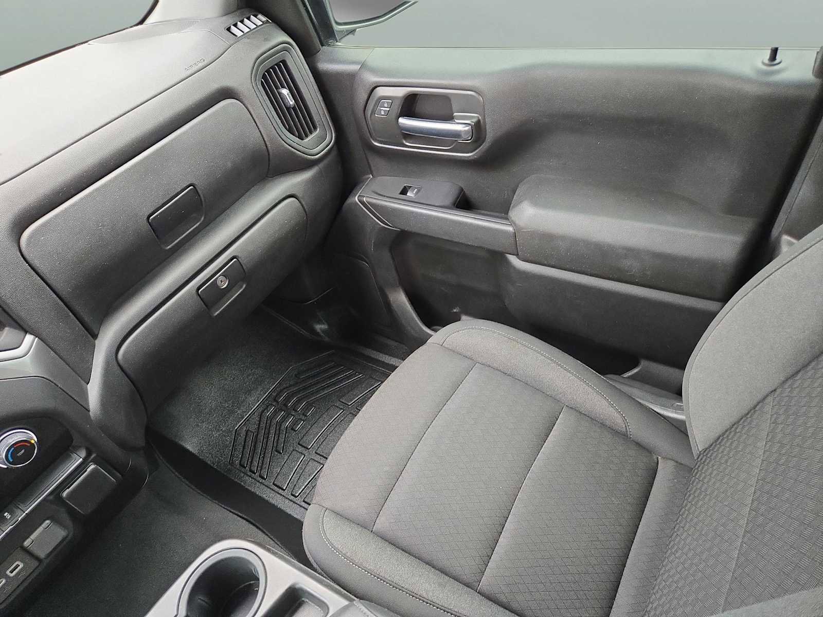 Used 2022 Chevrolet Silverado 1500 Custom image 12