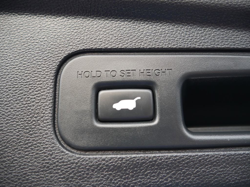 Used 2023 Acura MDX SH-AWD w/ Advance Package image 25