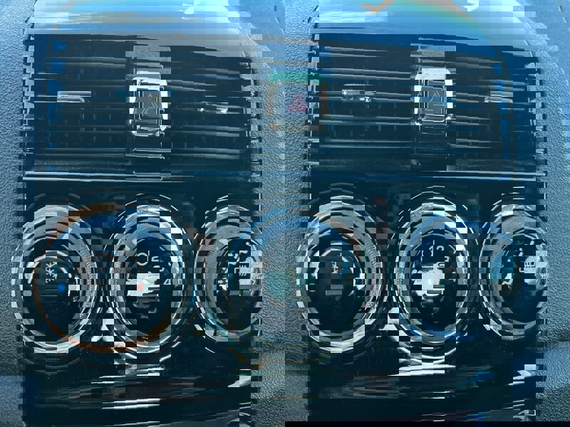 Used 2007 Saturn Sky image 11