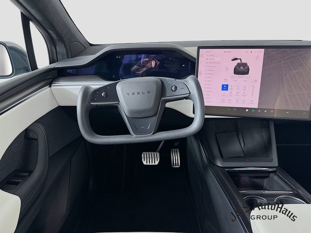 Used 2024 Tesla Model X Plaid image 29