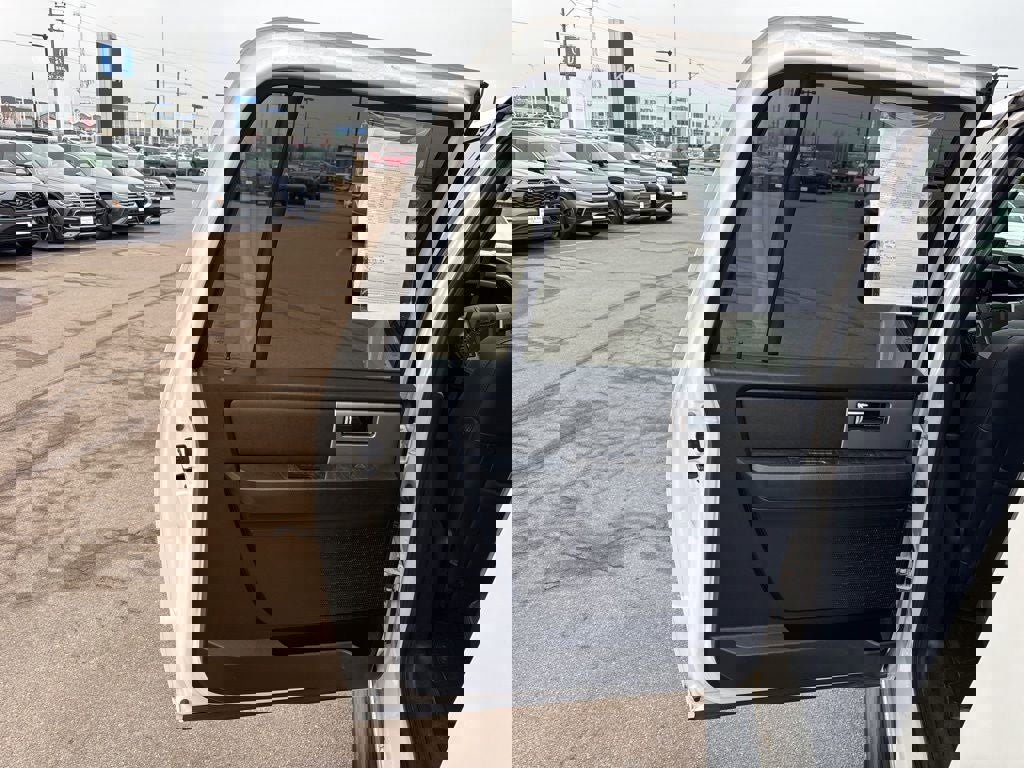 Used 2017 Ford Expedition EL Limited image 25