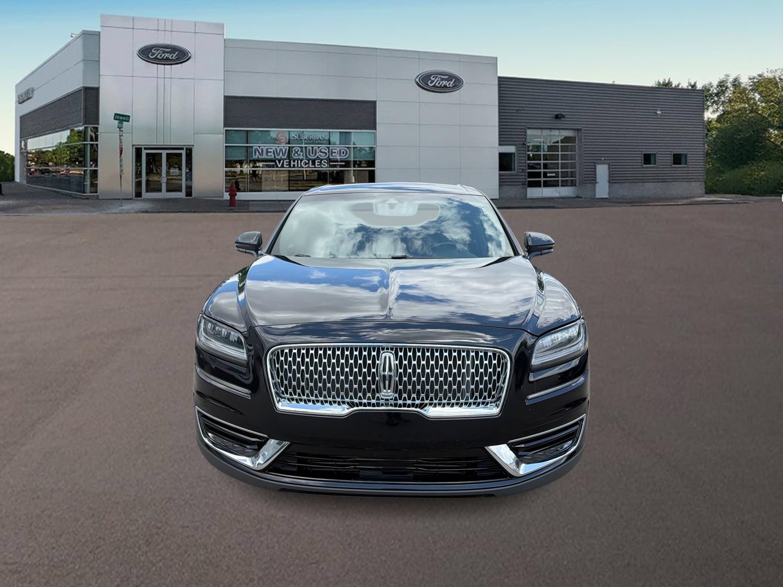 Used 2019 Lincoln Nautilus Select AWD/4WD image 3