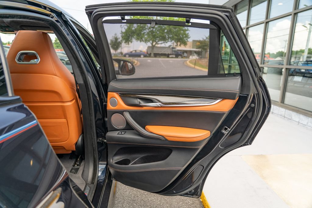 Used 2017 BMW X6 M AWD/4WD image 19