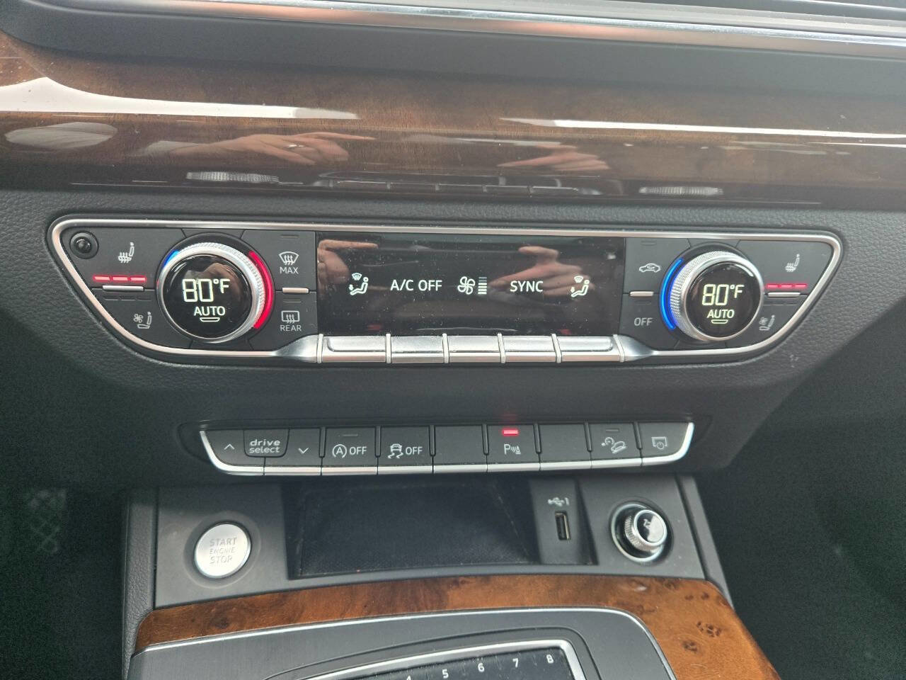 Used 2018 Audi Q5 2.0T Premium Plus w/ Premium Plus Package AWD/4WD image 22