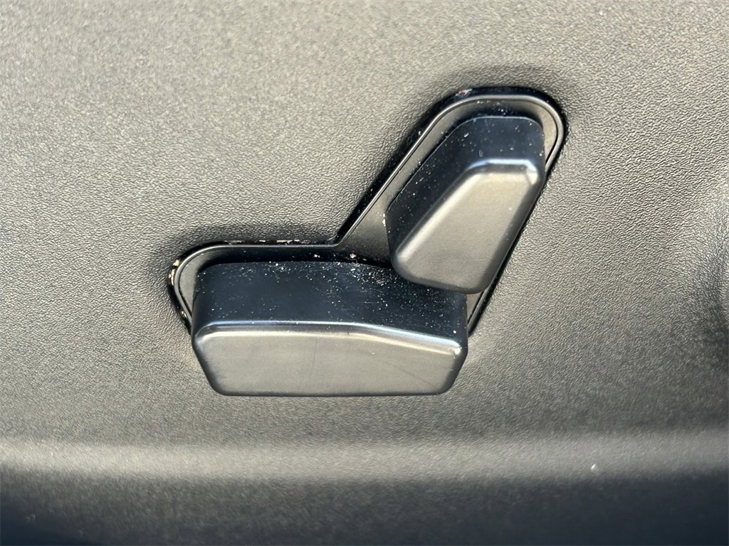 Used 2021 Jeep Cherokee Latitude Lux image 24