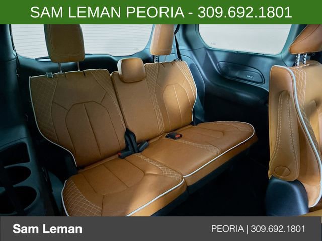 New 2026 Chrysler Pacifica Pinnacle AWD/4WD image 30