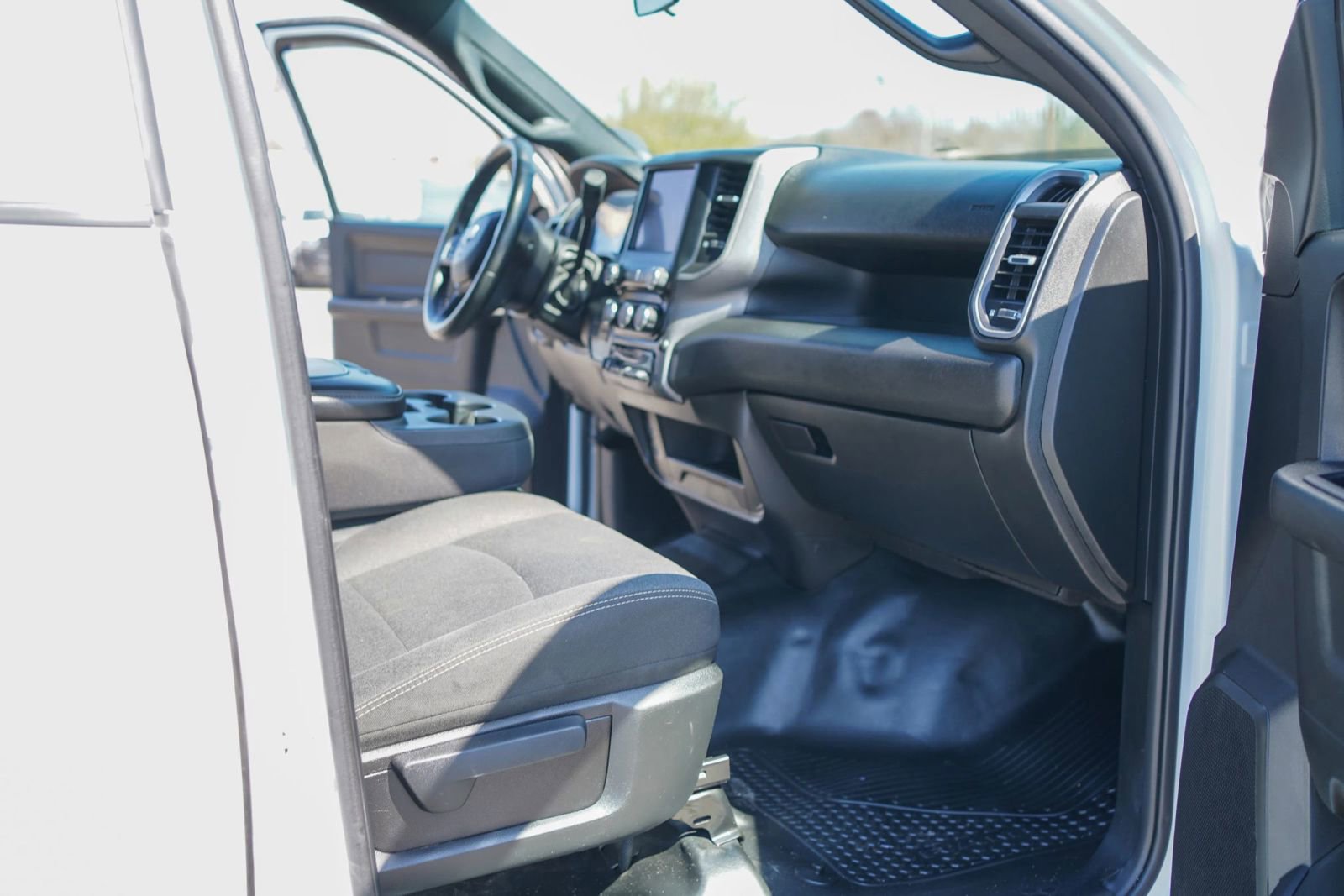 Used 2024 RAM 3500 Tradesman image 16