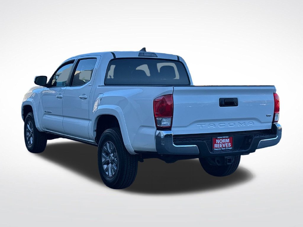 Used 2017 Toyota Tacoma SR5 w/ Tow Package RWD image 12