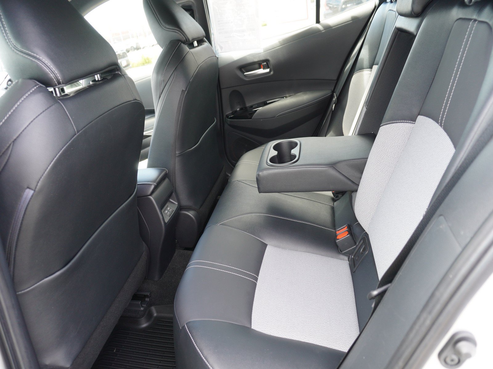 Used 2023 Toyota Corolla XSE FWD image 13
