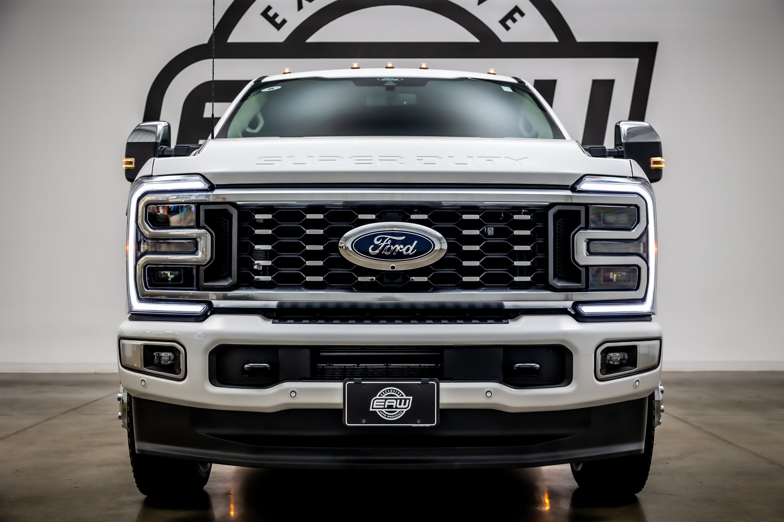 Used 2026 Ford F350 Platinum w/ Platinum Plus Package AWD/4WD image 4