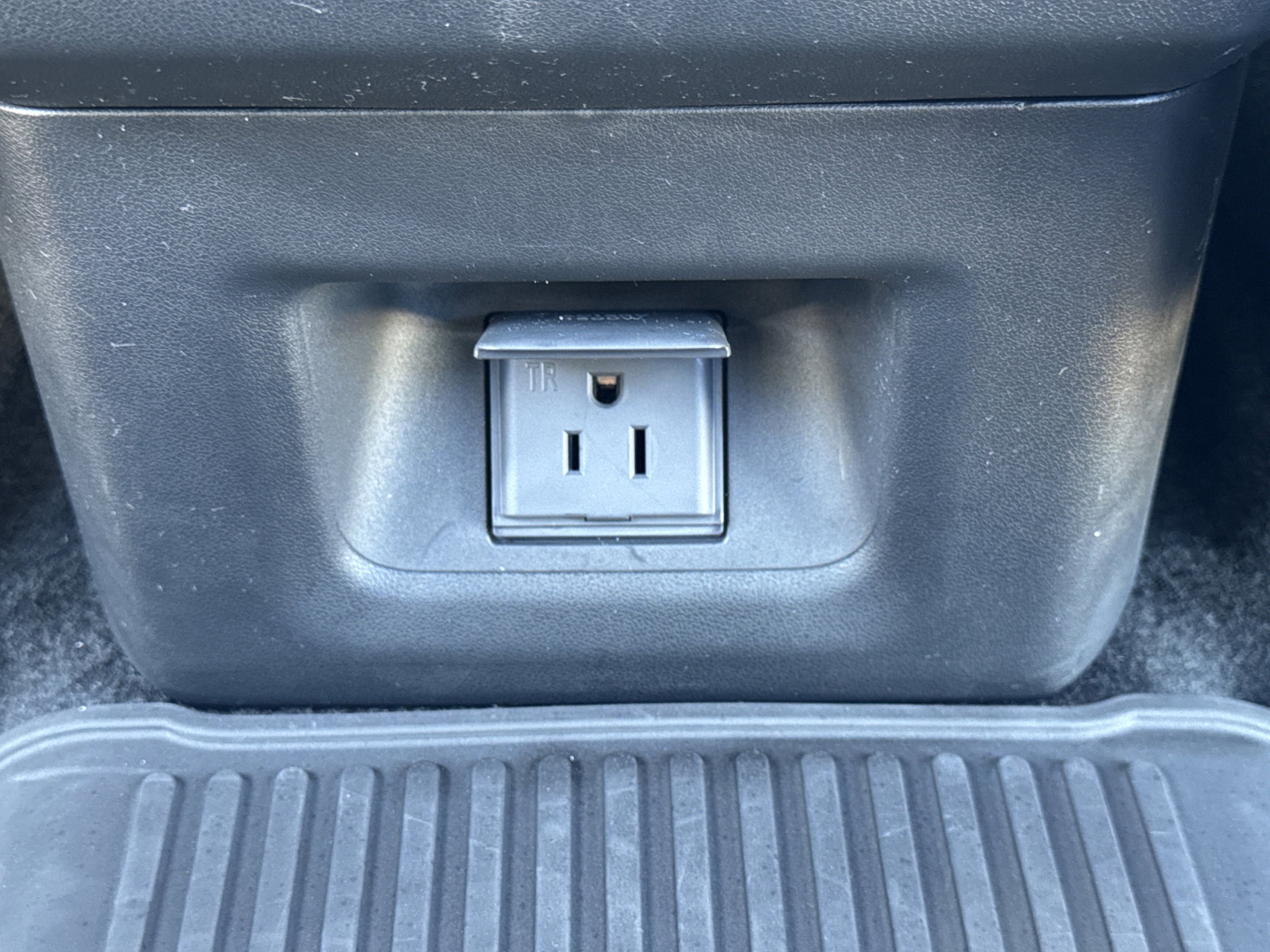 Used 2024 Lexus TX 500h AWD w/ Technology Package image 28