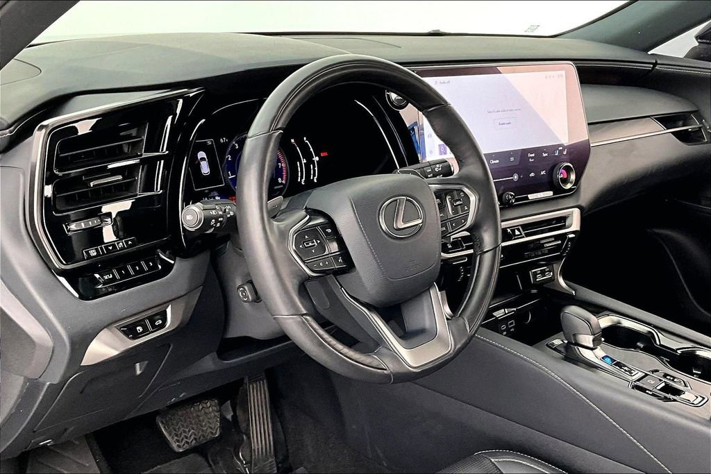 Used 2024 Lexus RX 350 Premium w/ Accessory Package (Z1) image 16