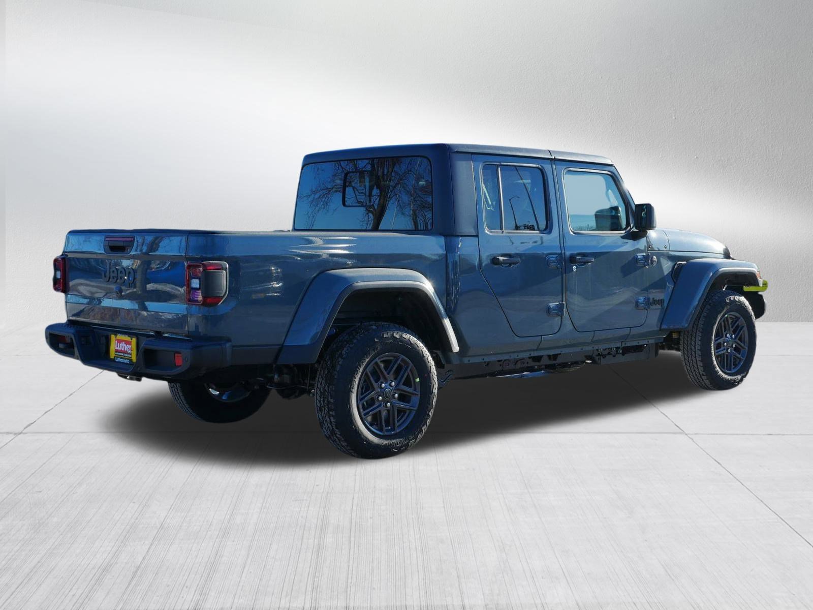 New 2026 Jeep Gladiator Sport image 7