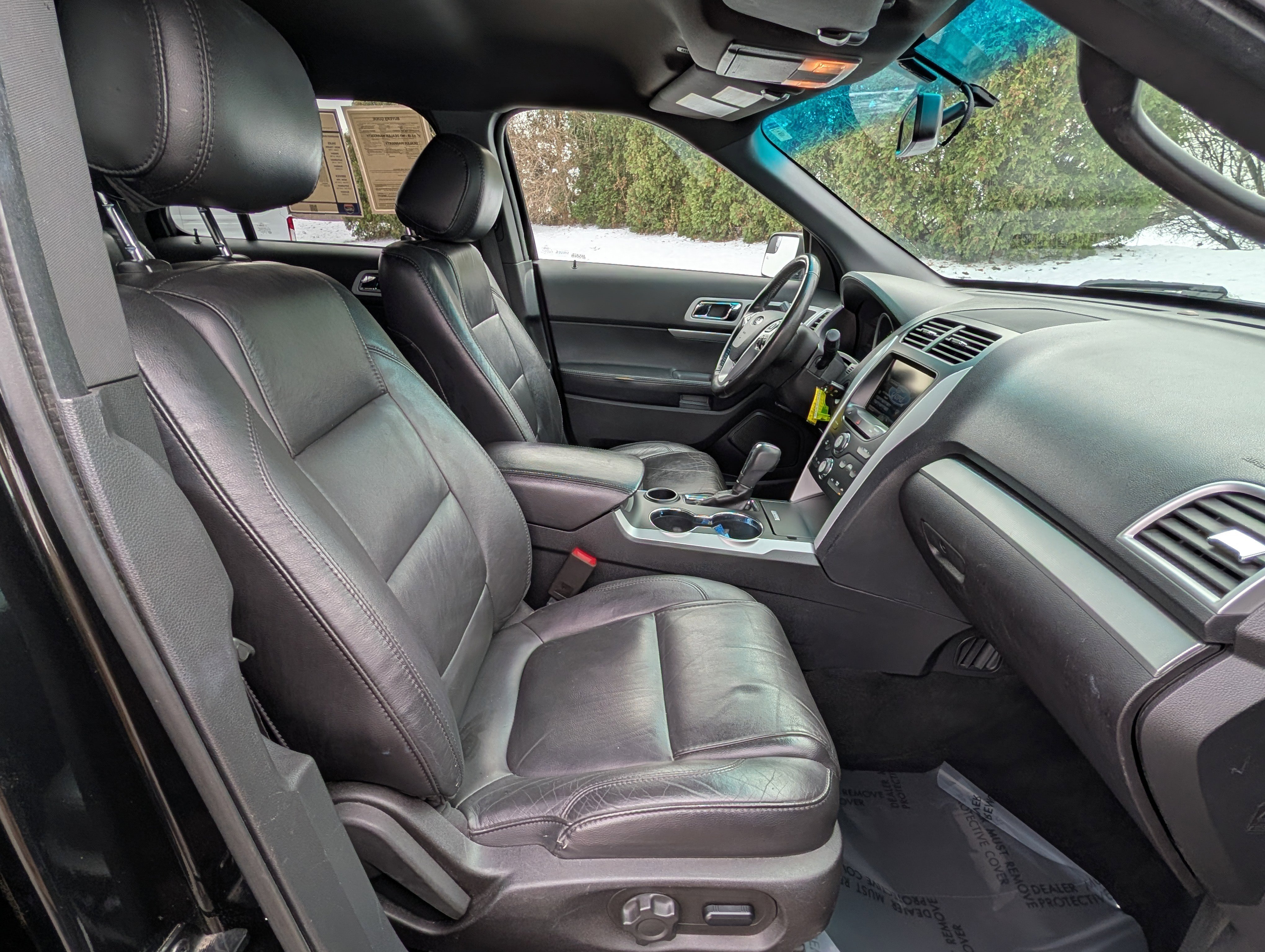 Used 2014 Ford Explorer XLT w/ Equipment Group 202A image 11