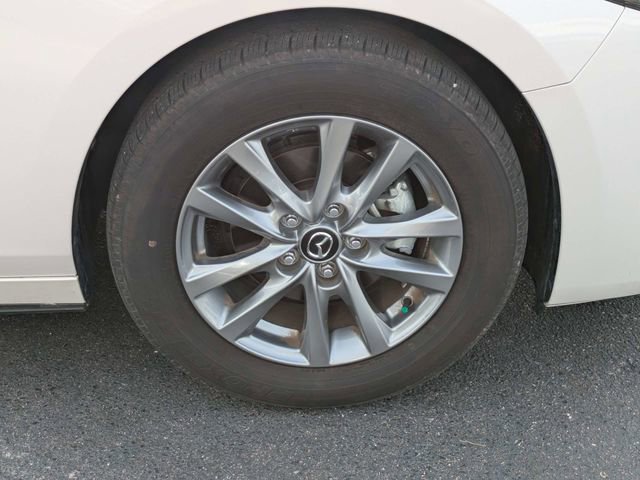Certified 2025 MAZDA MAZDA3 s FWD image 10