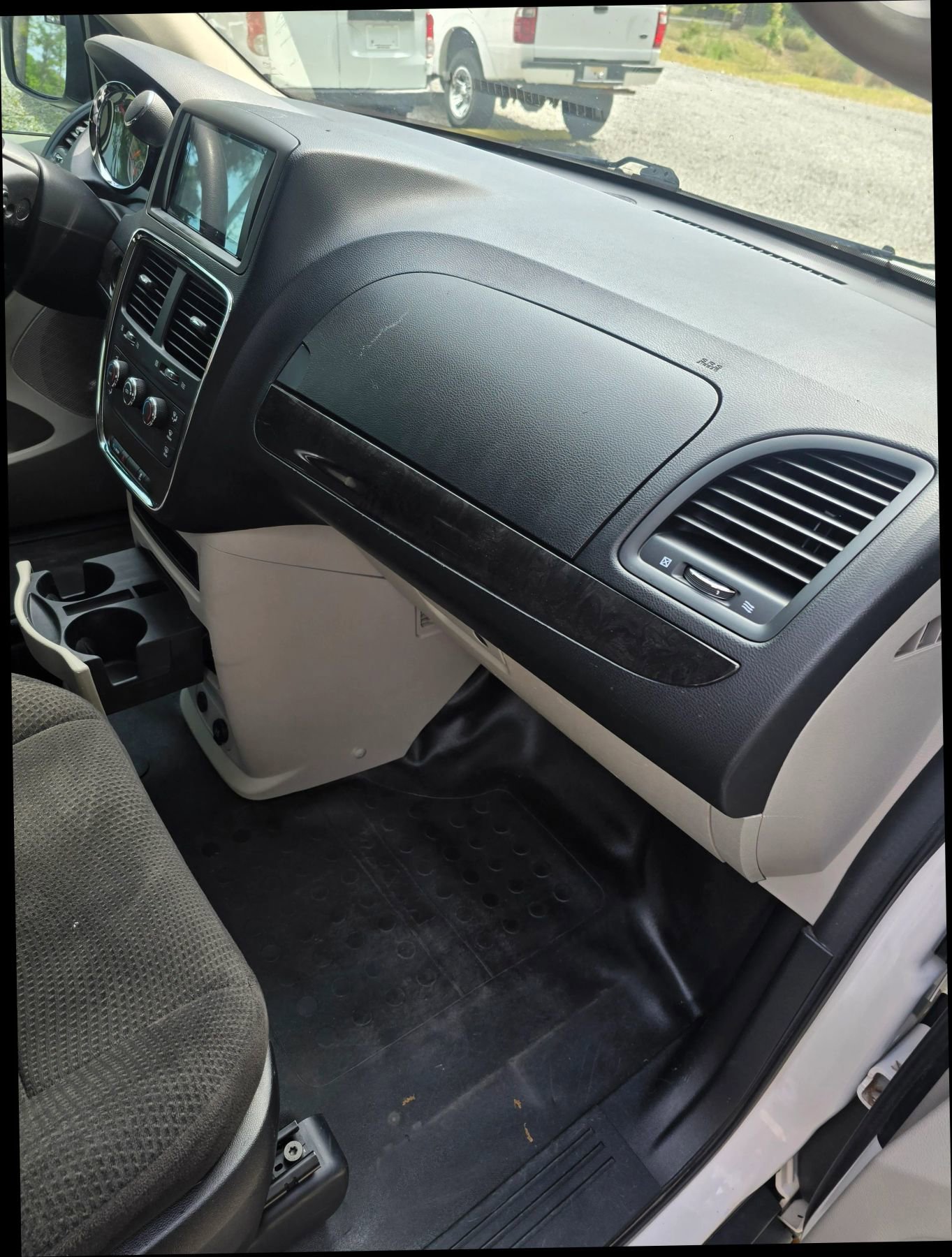 Used 2012 RAM C/V image 6