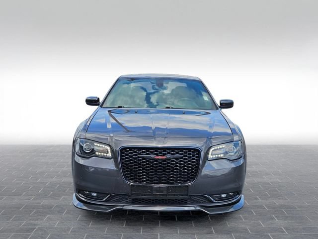 Used 2023 Chrysler 300 S RWD image 2