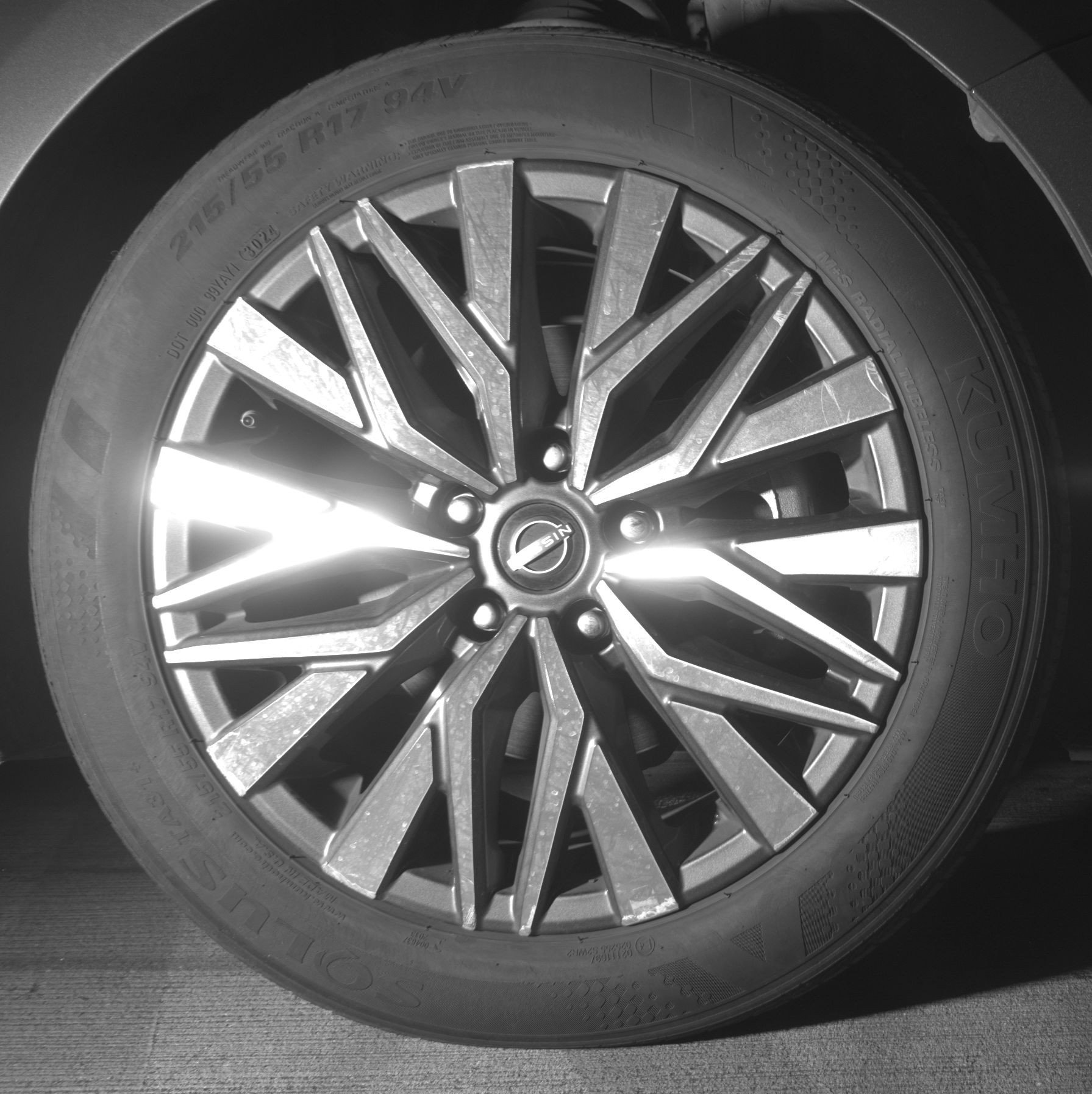 Used 2025 Nissan Altima 2.5 SV FWD image 13