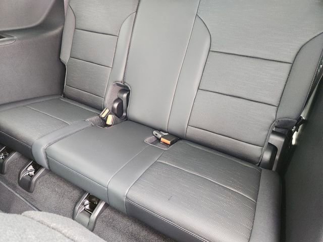 New 2025 Buick Enclave Sport Touring w/ Super Cruise Package FWD image 38
