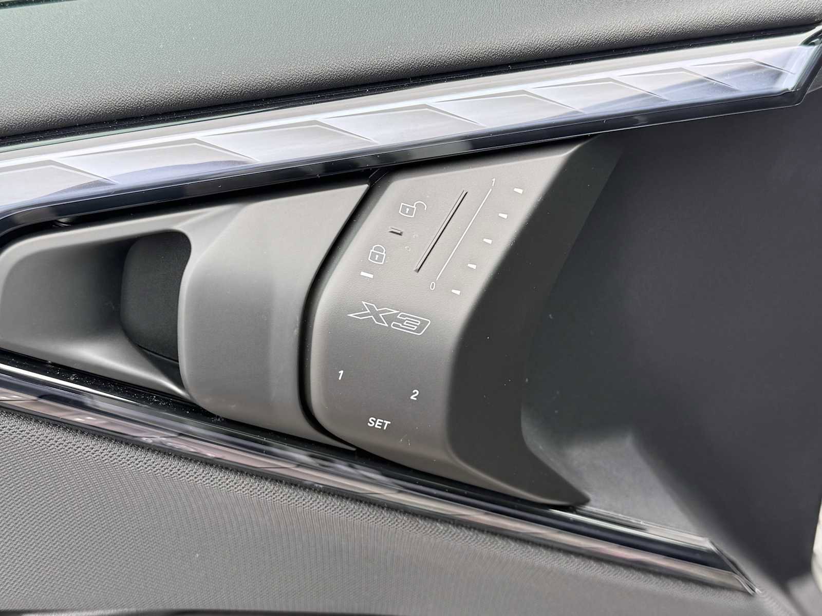 New 2025 BMW X3 xDrive30i w/ Premium Package image 12