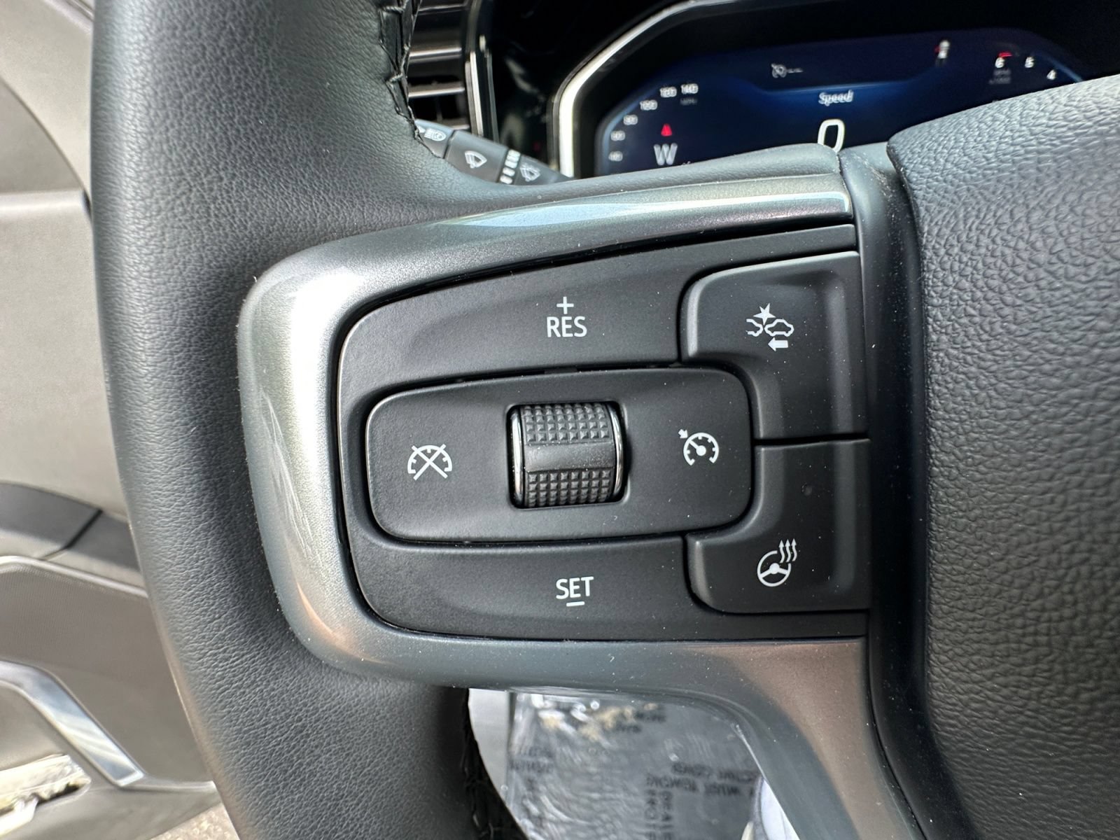 Used 2023 Chevrolet Silverado 1500 RST AWD/4WD image 20