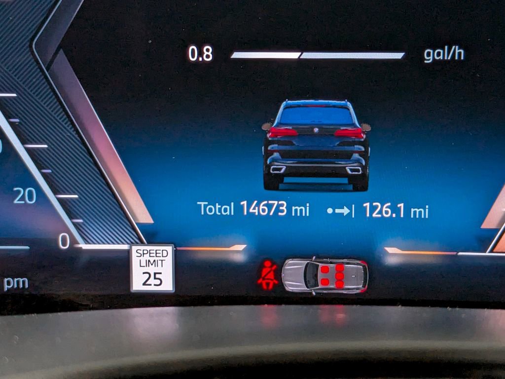 Certified 2024 BMW X5 xDrive40i w/ Executive Package image 36