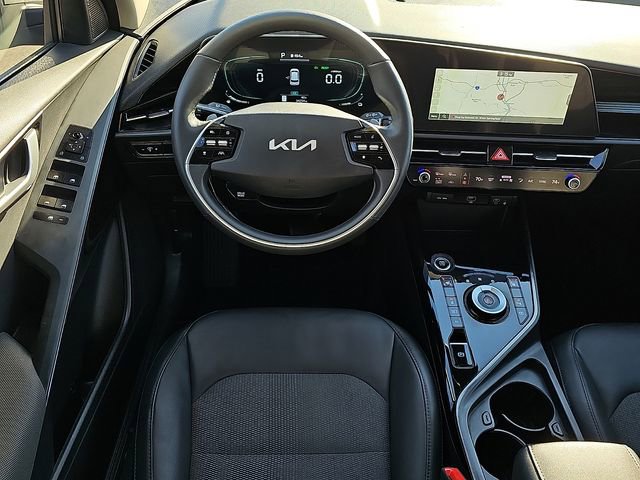 Used 2023 Kia Niro EX w/ EX Cold Weather Package image 11