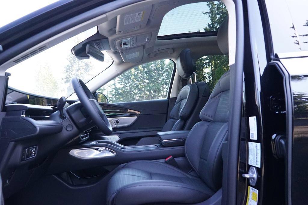 New 2026 Lincoln Nautilus Reserve AWD/4WD image 25