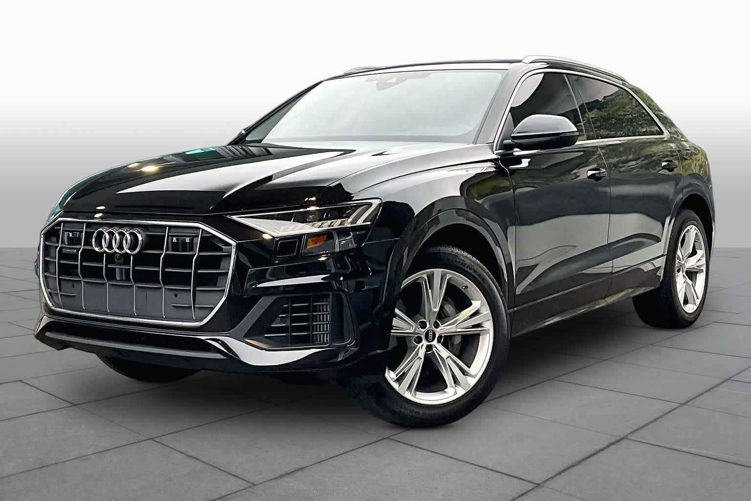 Used 2023 Audi Q8 Premium Plus AWD/4WD image 3