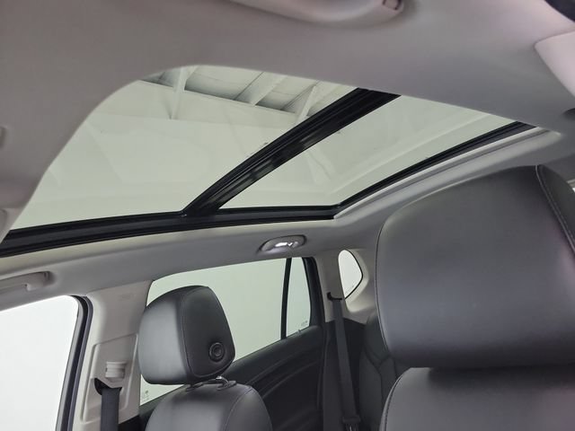 Used 2019 Buick Envision Premium AWD/4WD image 33
